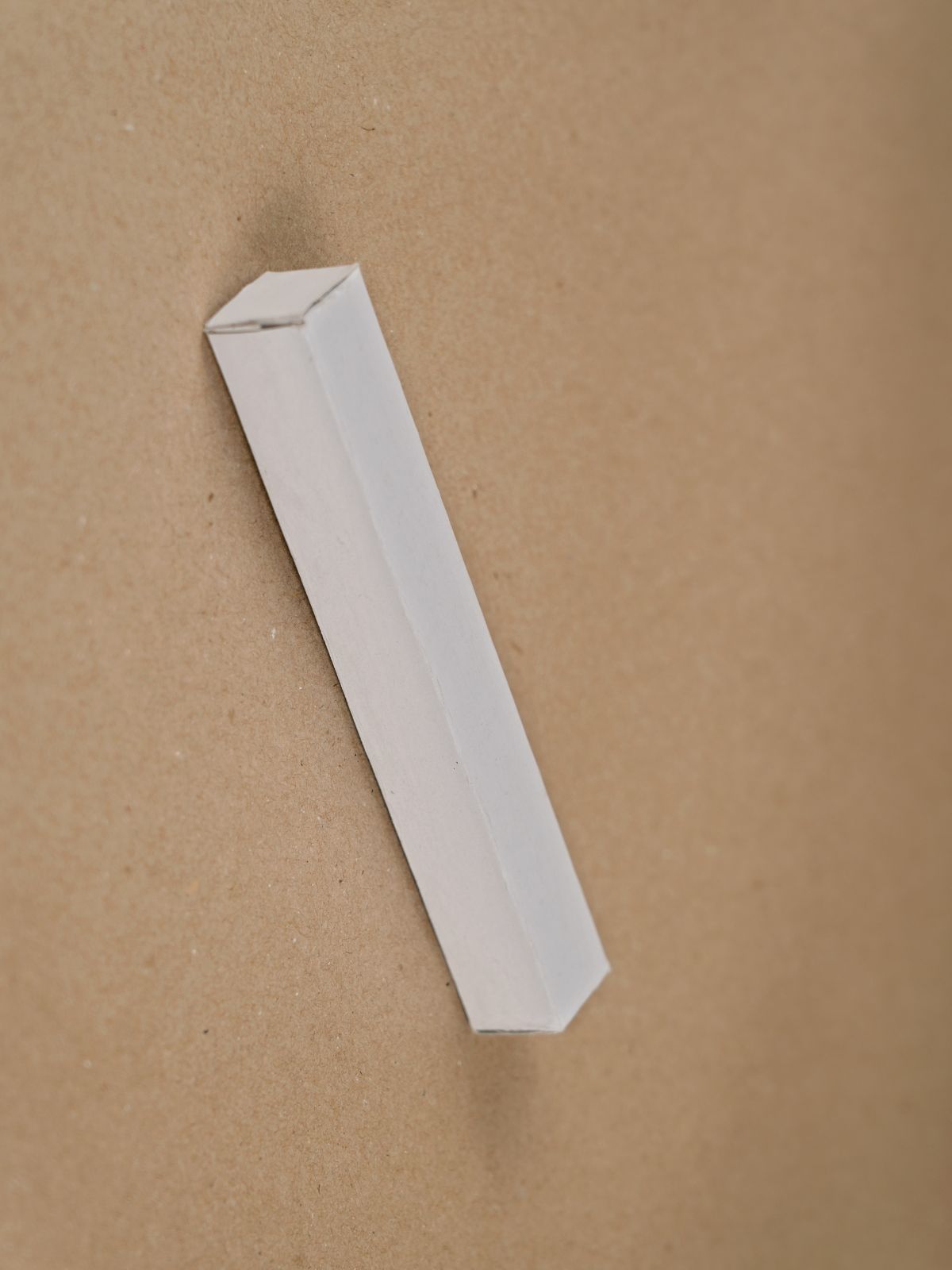 Long rectangular white box (small)